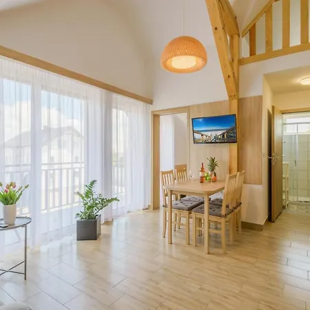 APARTAMENTY PIAMOLA Willa Zacisze Kąty Rybackie Zewnętrze zdjęcie