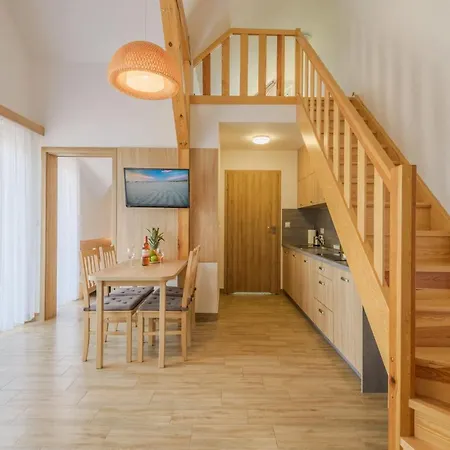 APARTAMENTY PIAMOLA Willa Zacisze Kąty Rybackie Zewnętrze zdjęcie