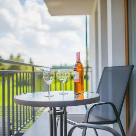APARTAMENTY PIAMOLA Willa Zacisze Kąty Rybackie Zewnętrze zdjęcie